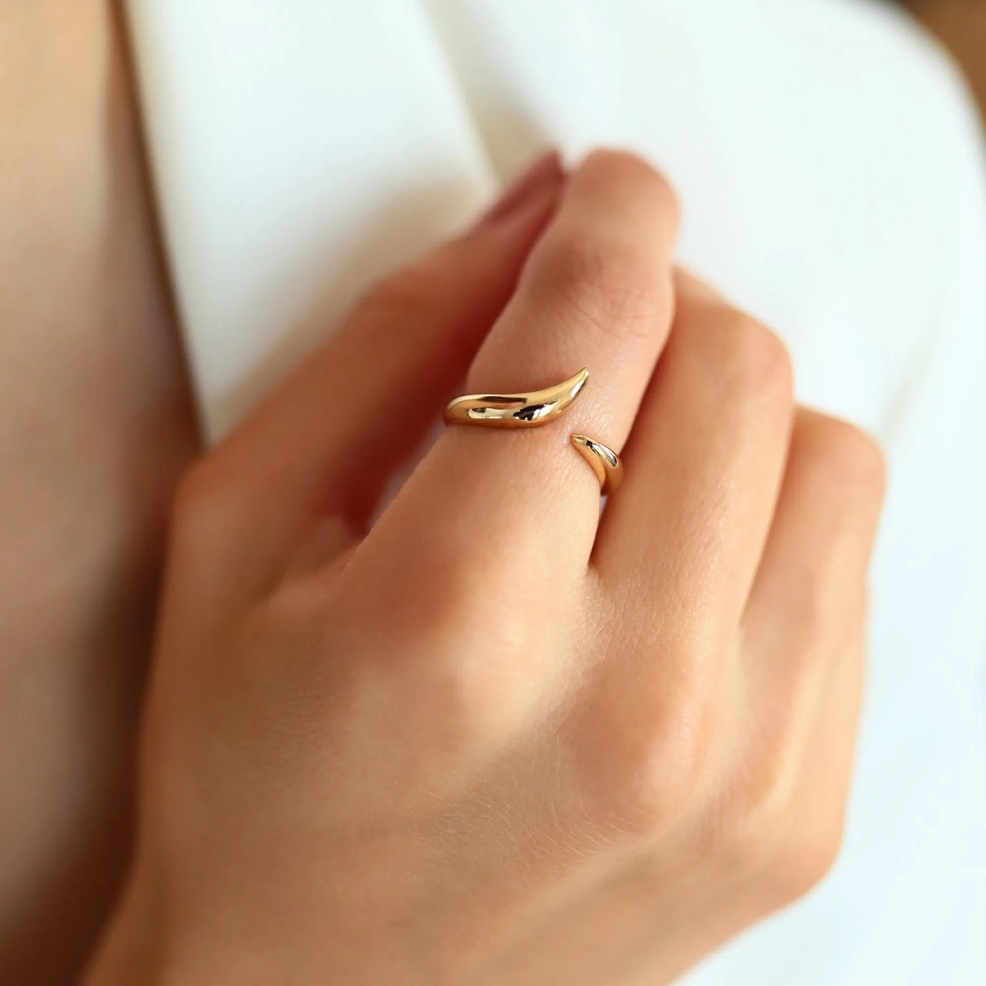 14k Gold Es Snake Ring