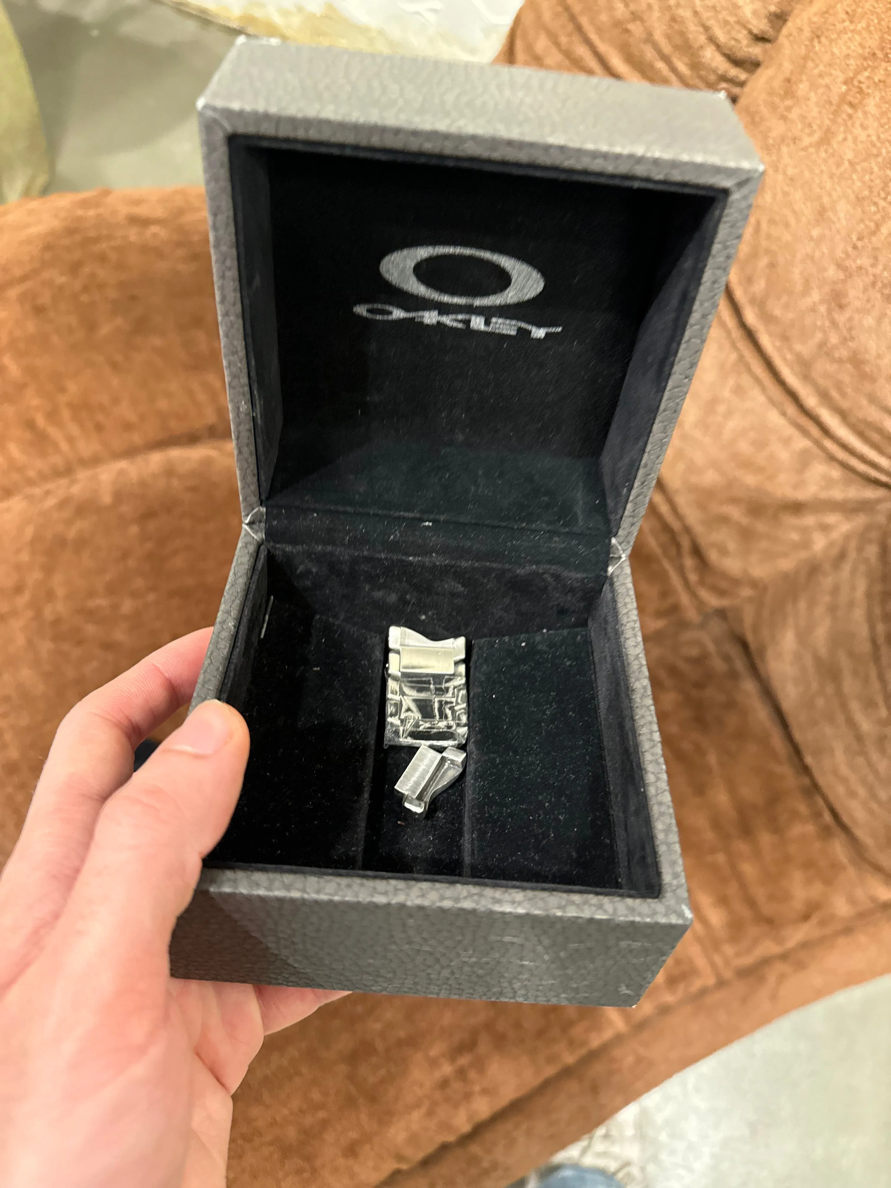 2003 Oakley blade black and silver watch
