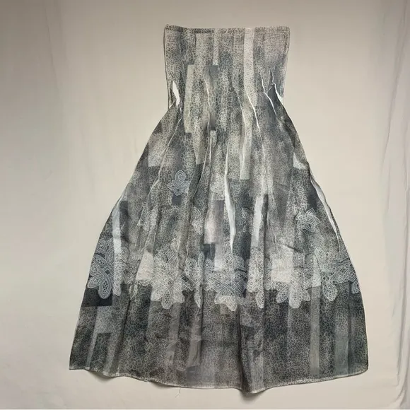ANTHROPOLOGIE Boho Strapless Beach Dress Women’s Fit Flare Grey Printed Smocked