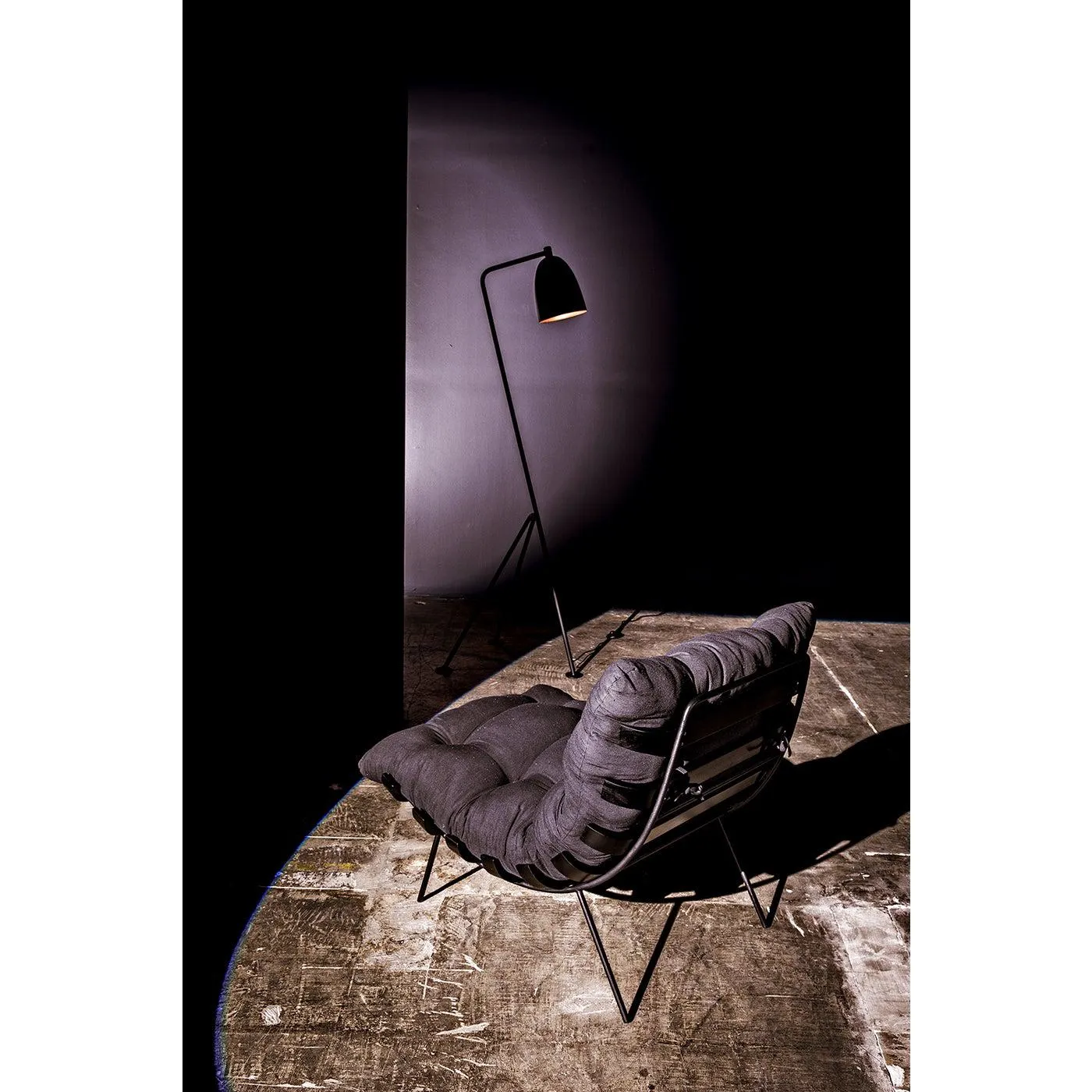 Asti Floor Lamp, Black Steel