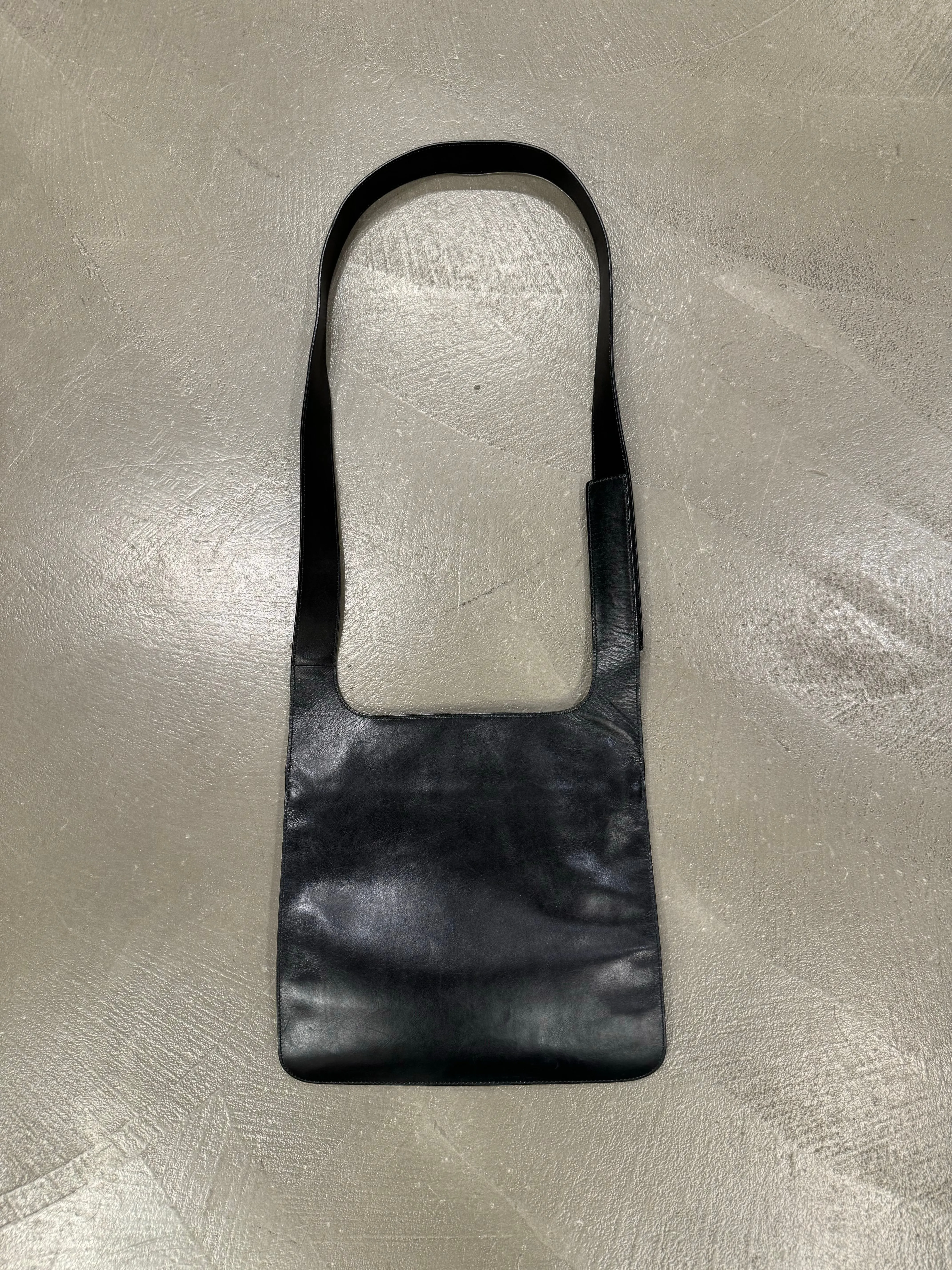 A/W1999 Prada leather and wool shoulder bag
