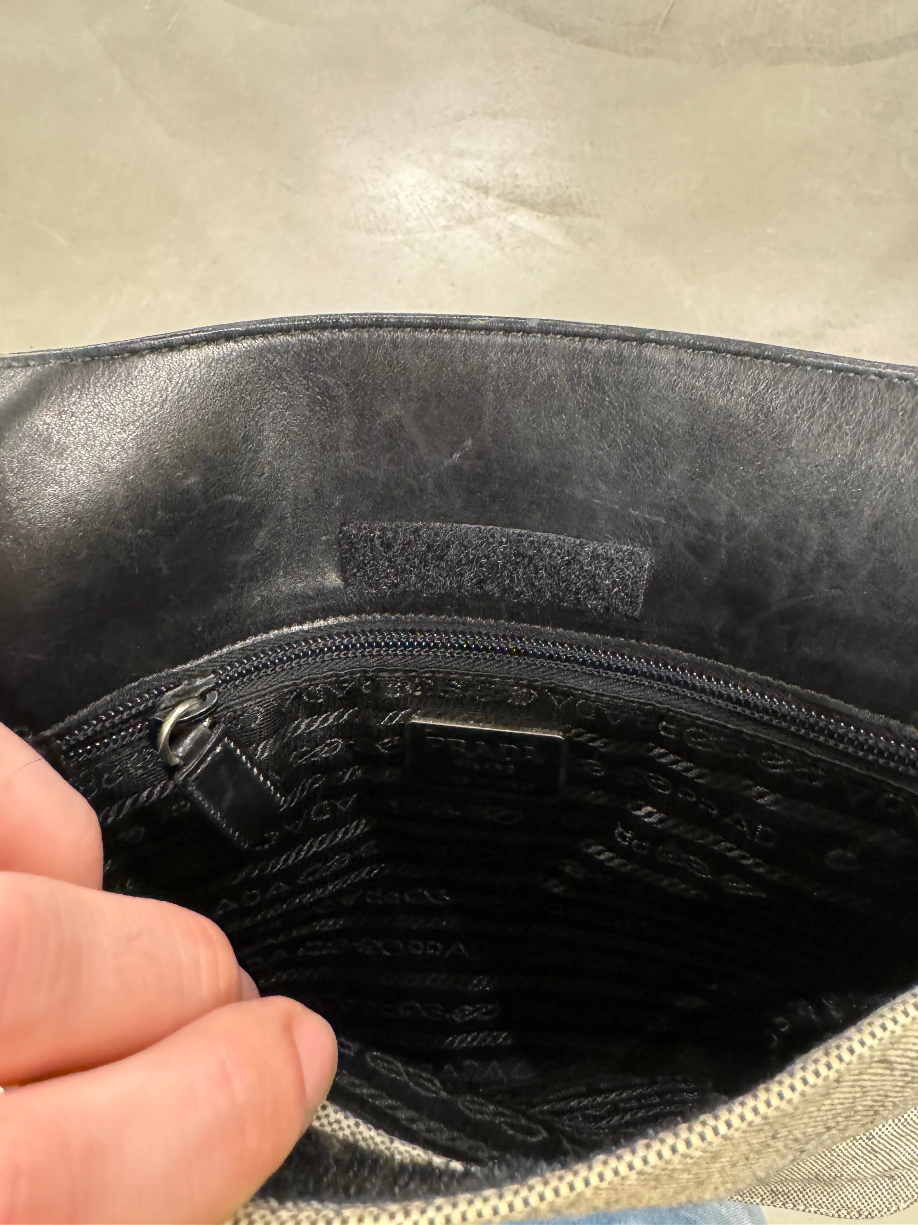 A/W1999 Prada leather and wool shoulder bag
