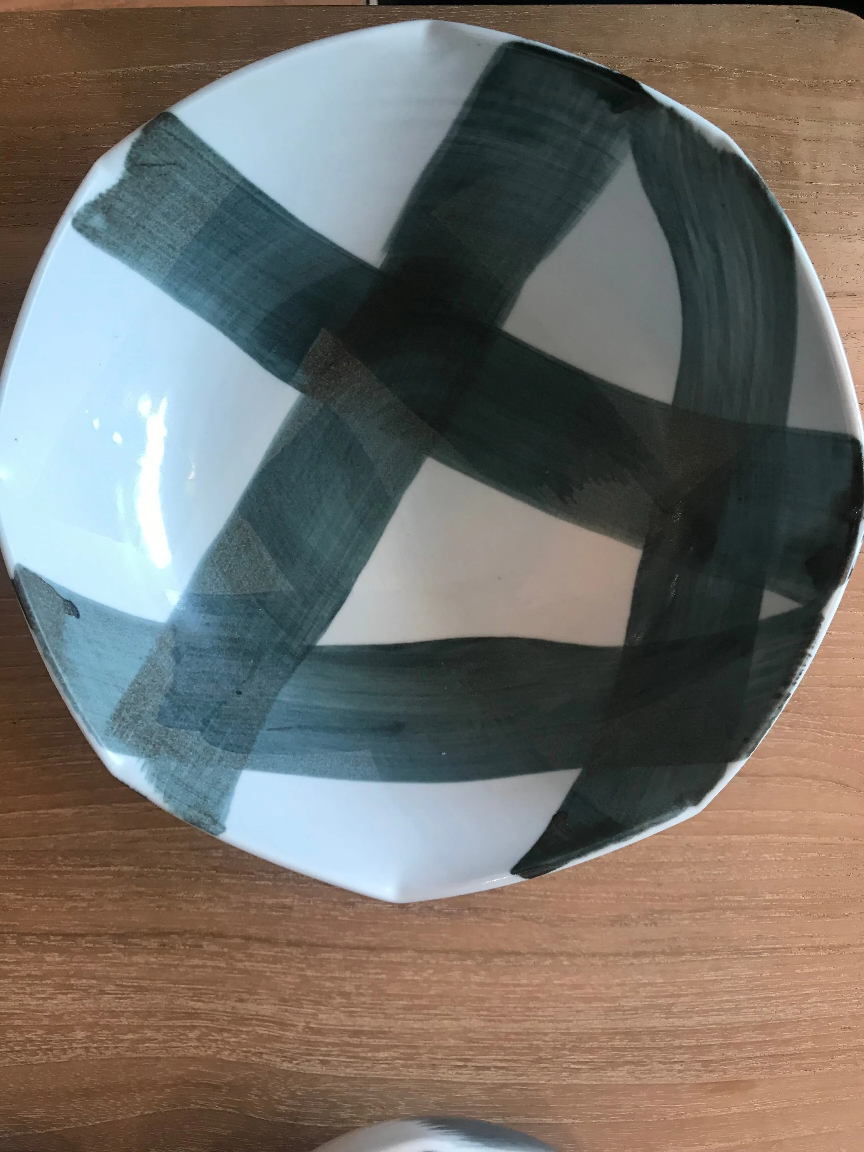 Criss Cross Salad Bowl