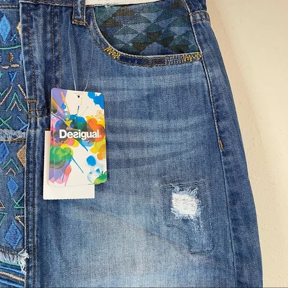Desigual Segovia Exotic Jeans Embroidery Mini Denim Skirt Size 26 NWT