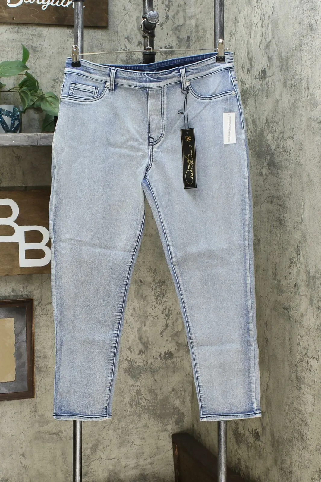 DG2 by Diane Gilman Women's Petite Sorbet Denim Pull-On Skinny Jeans