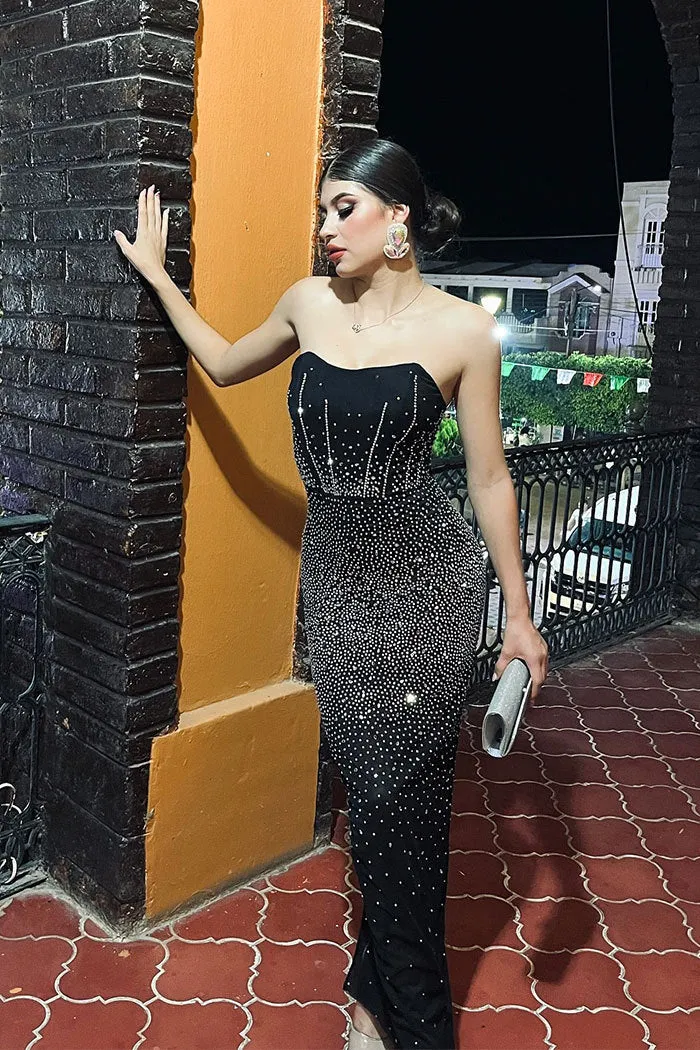 Elegant Strapless Beaded Slim-Fit Gown with Back Slit for Evening Glamour