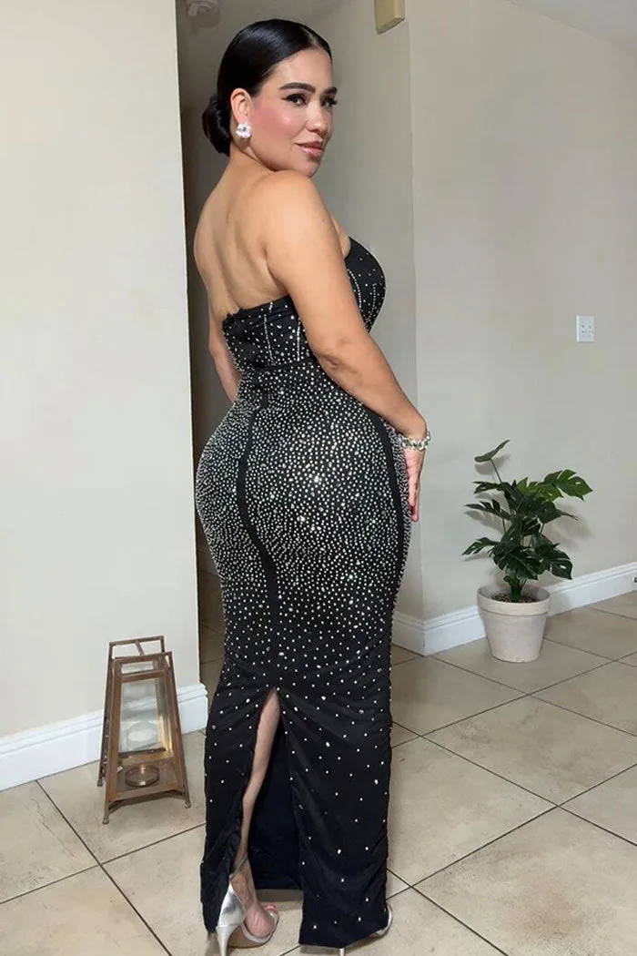 Elegant Strapless Beaded Slim-Fit Gown with Back Slit for Evening Glamour