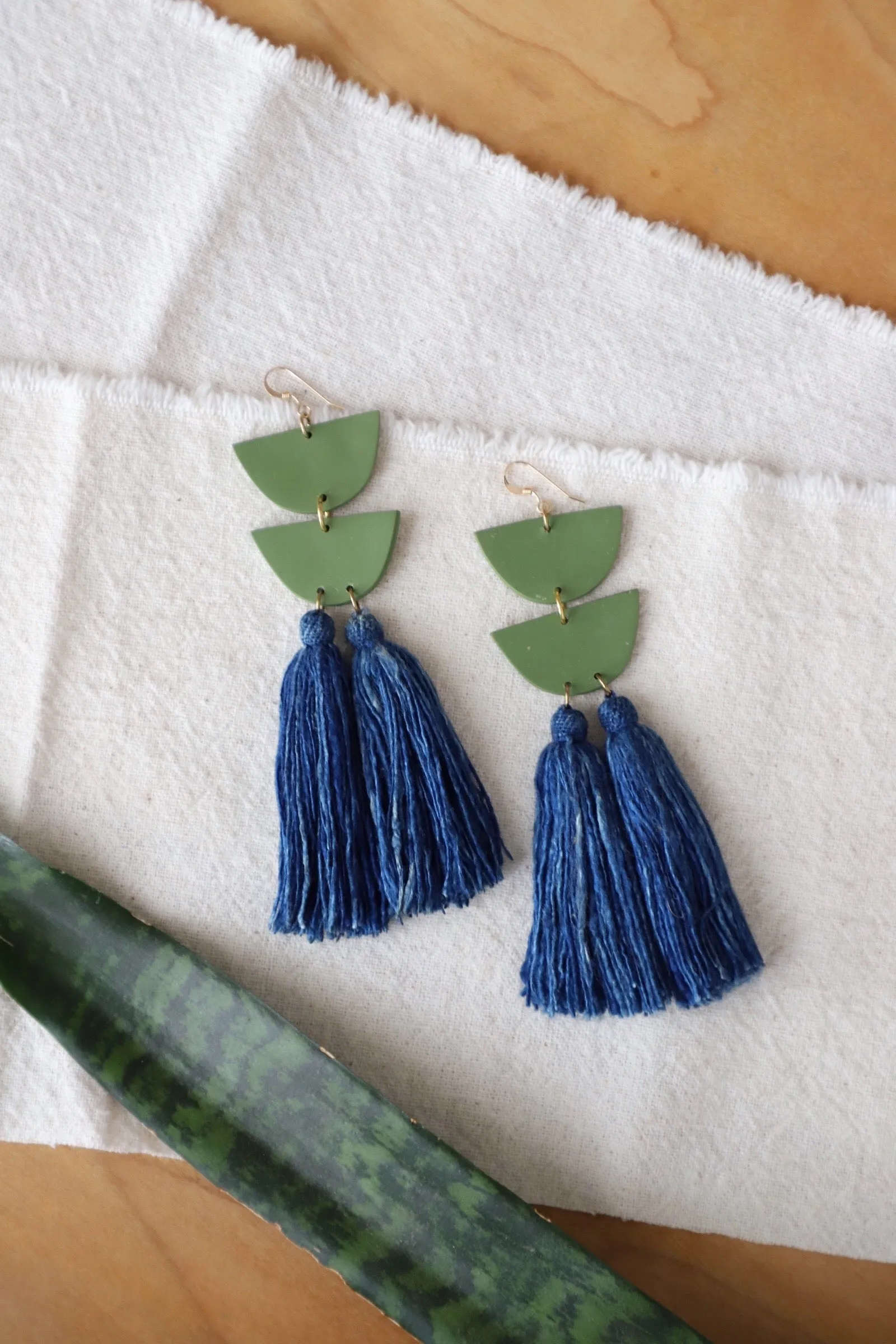 Encanto Indigo Earring