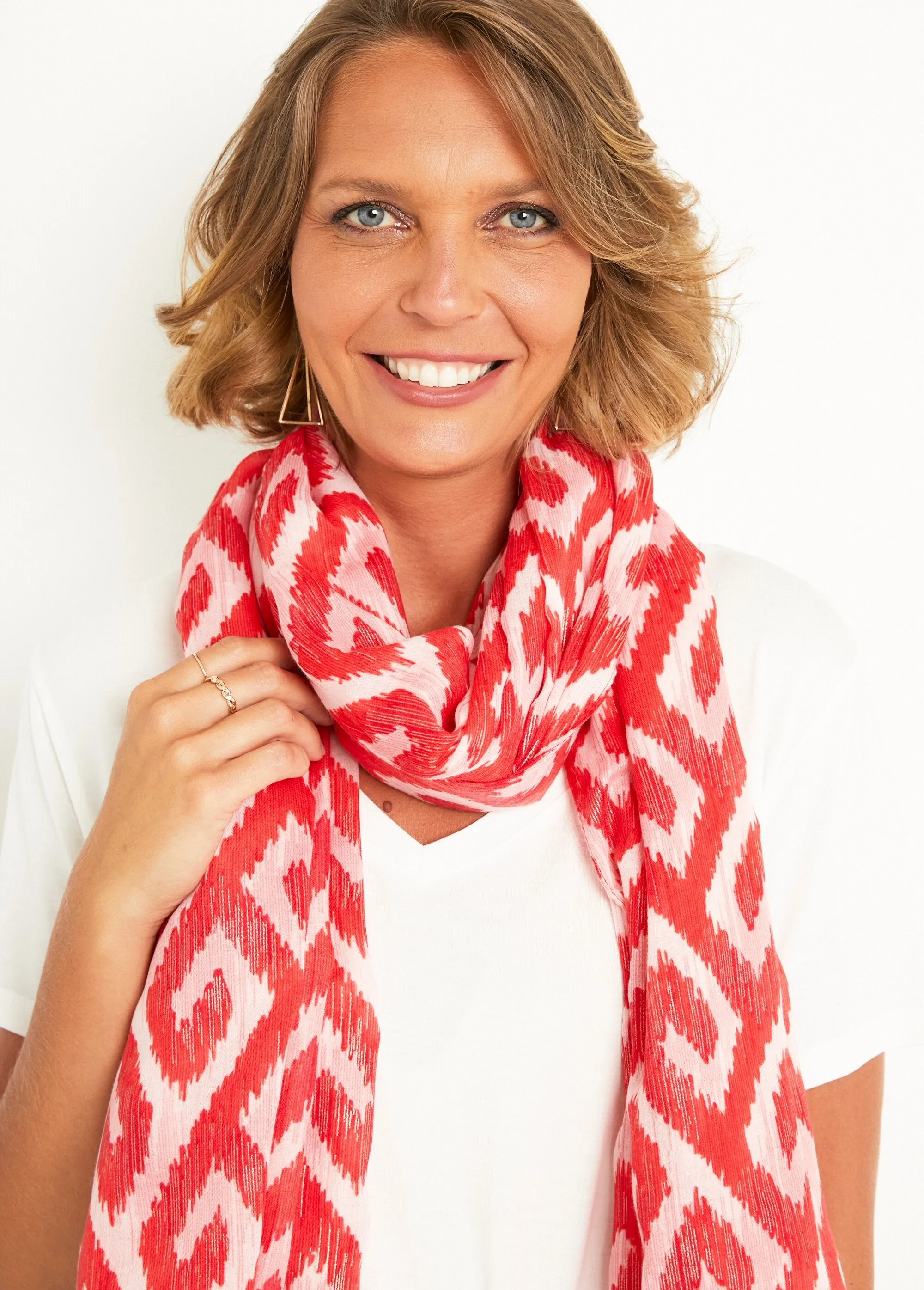 Ethnic print stole