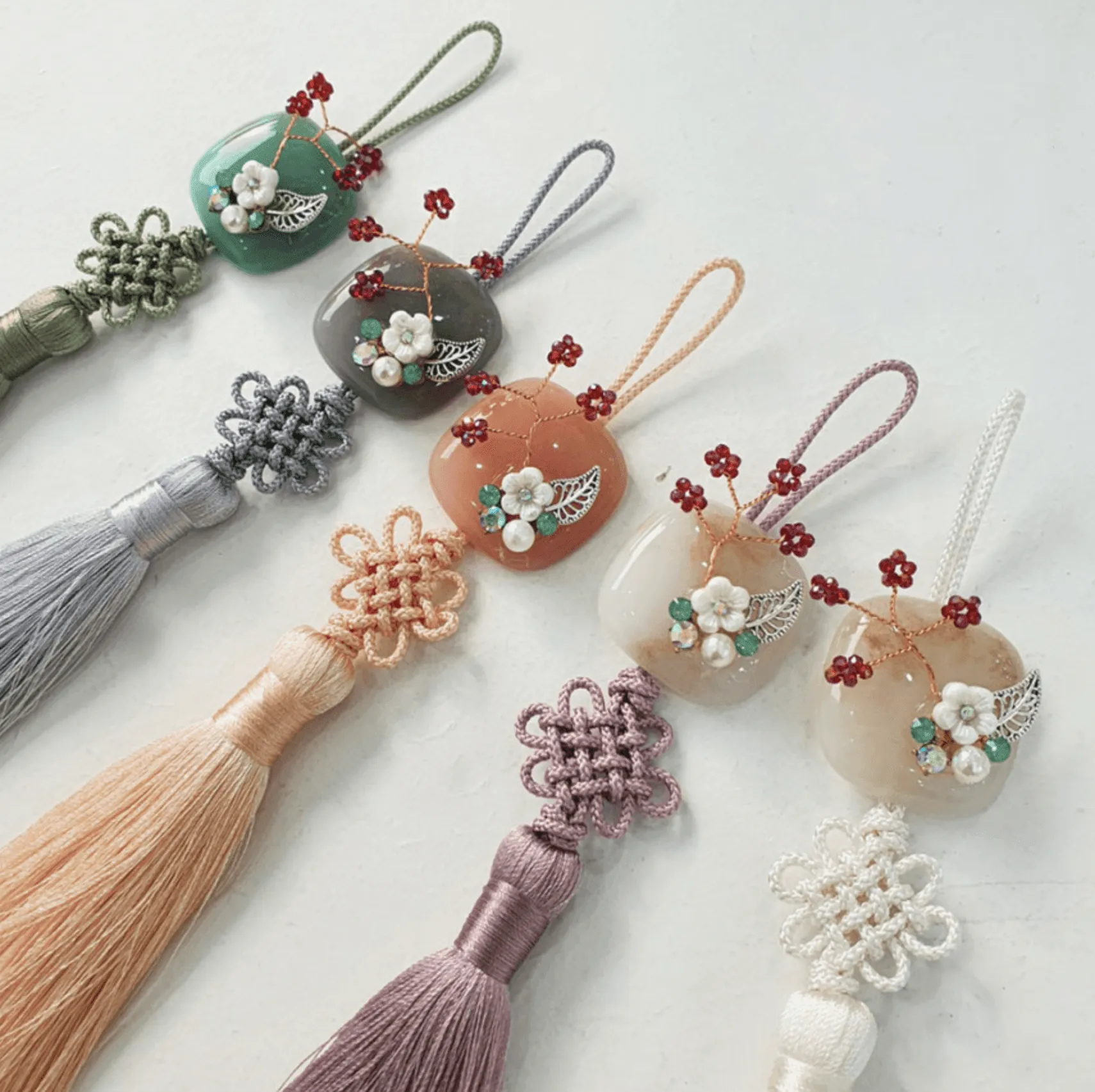 Floral Branch Stone Tassel Norigae