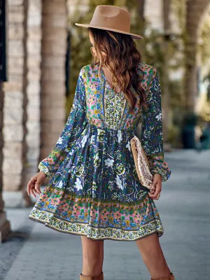 Floral Print V-neck Dress with Long Sleeves and Fitted Waist