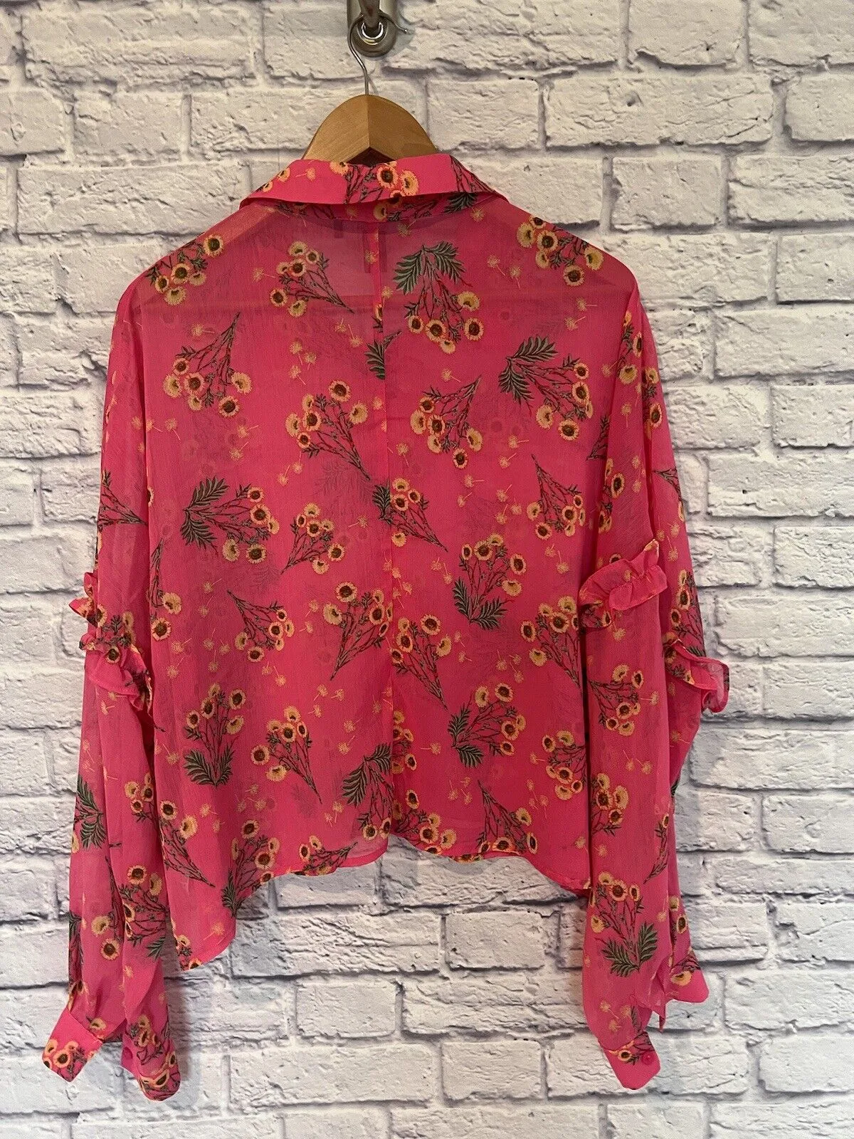FOREVER 21 Sheer Sz 3X Button Front Blouse Pink Floral Long Sleeve Ruffle Boho