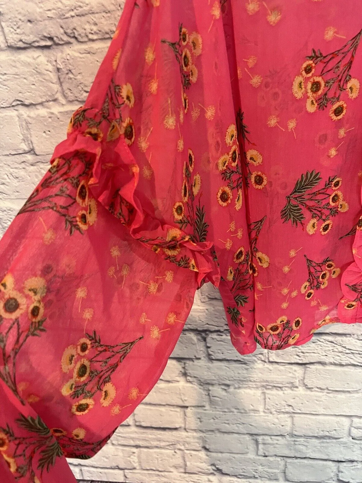 FOREVER 21 Sheer Sz 3X Button Front Blouse Pink Floral Long Sleeve Ruffle Boho
