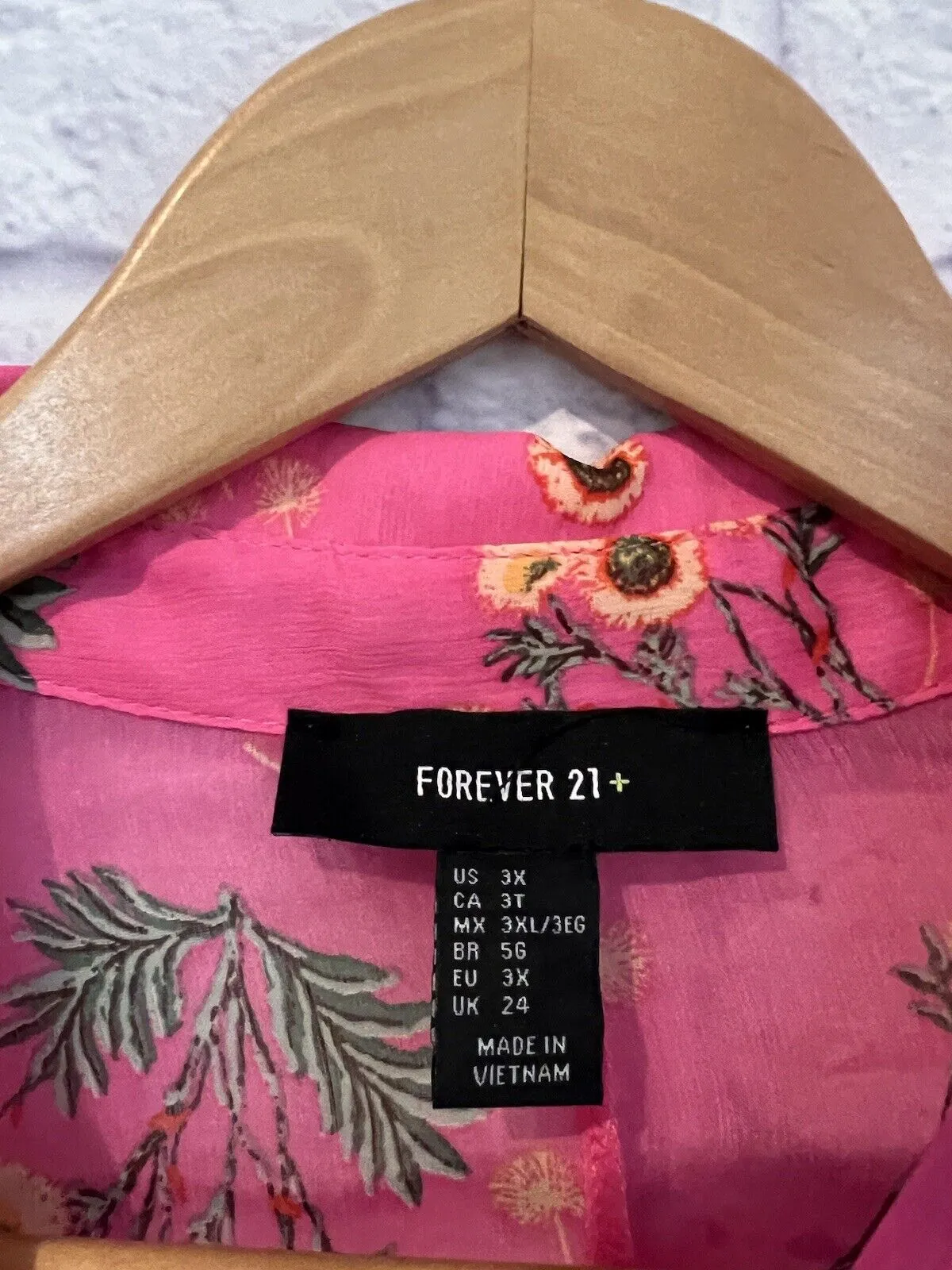 FOREVER 21 Sheer Sz 3X Button Front Blouse Pink Floral Long Sleeve Ruffle Boho