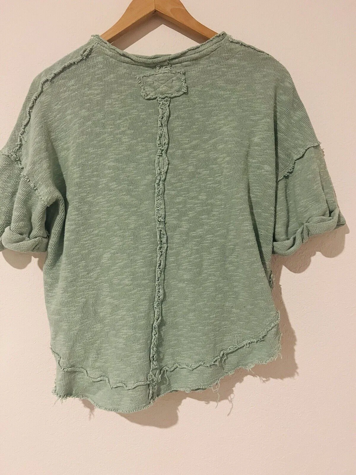 FREE PEOPLE We The Free Slouchy Crop Top Sz S Green Distressed V-Neck Shirt