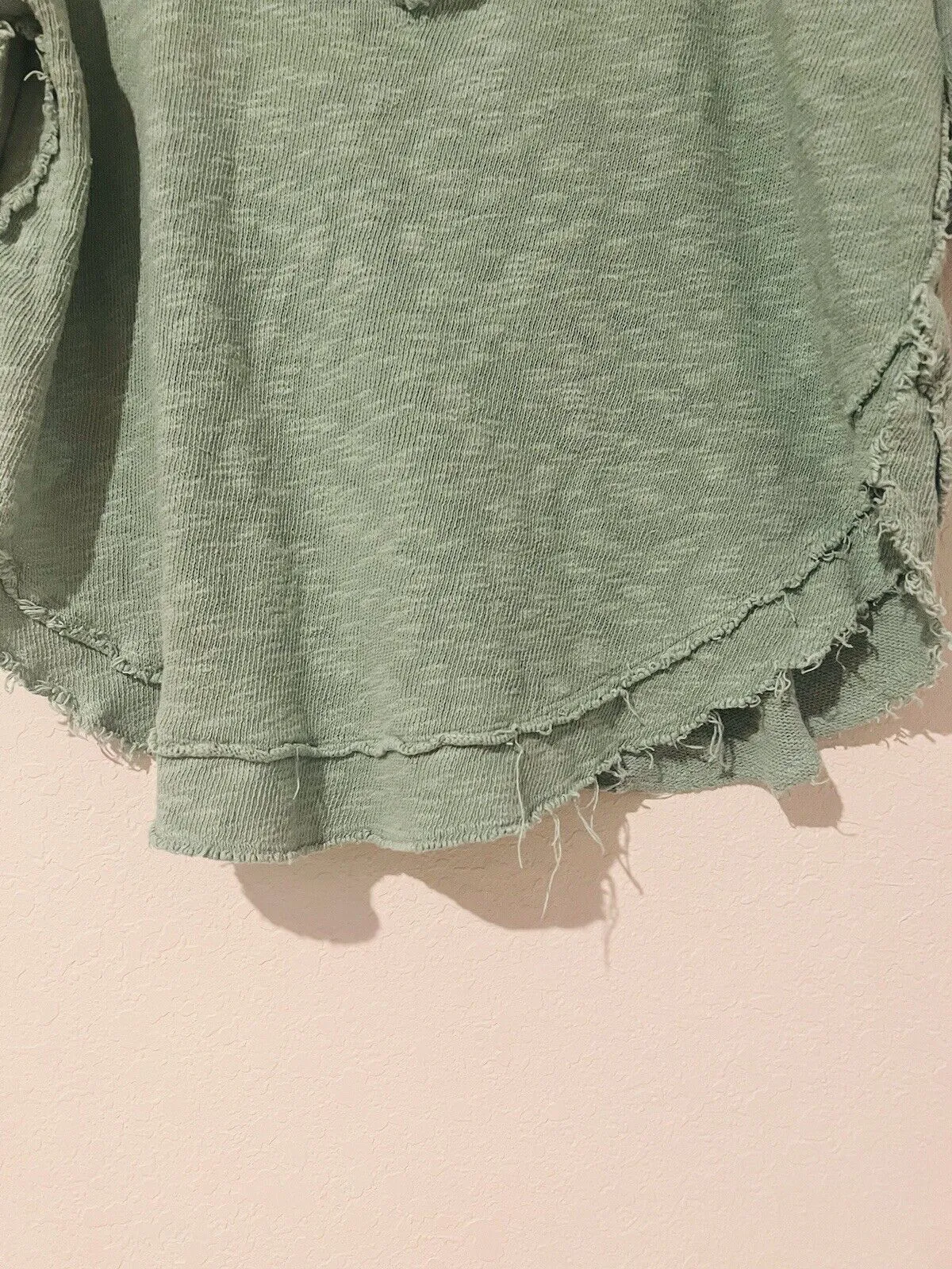 FREE PEOPLE We The Free Slouchy Crop Top Sz S Green Distressed V-Neck Shirt