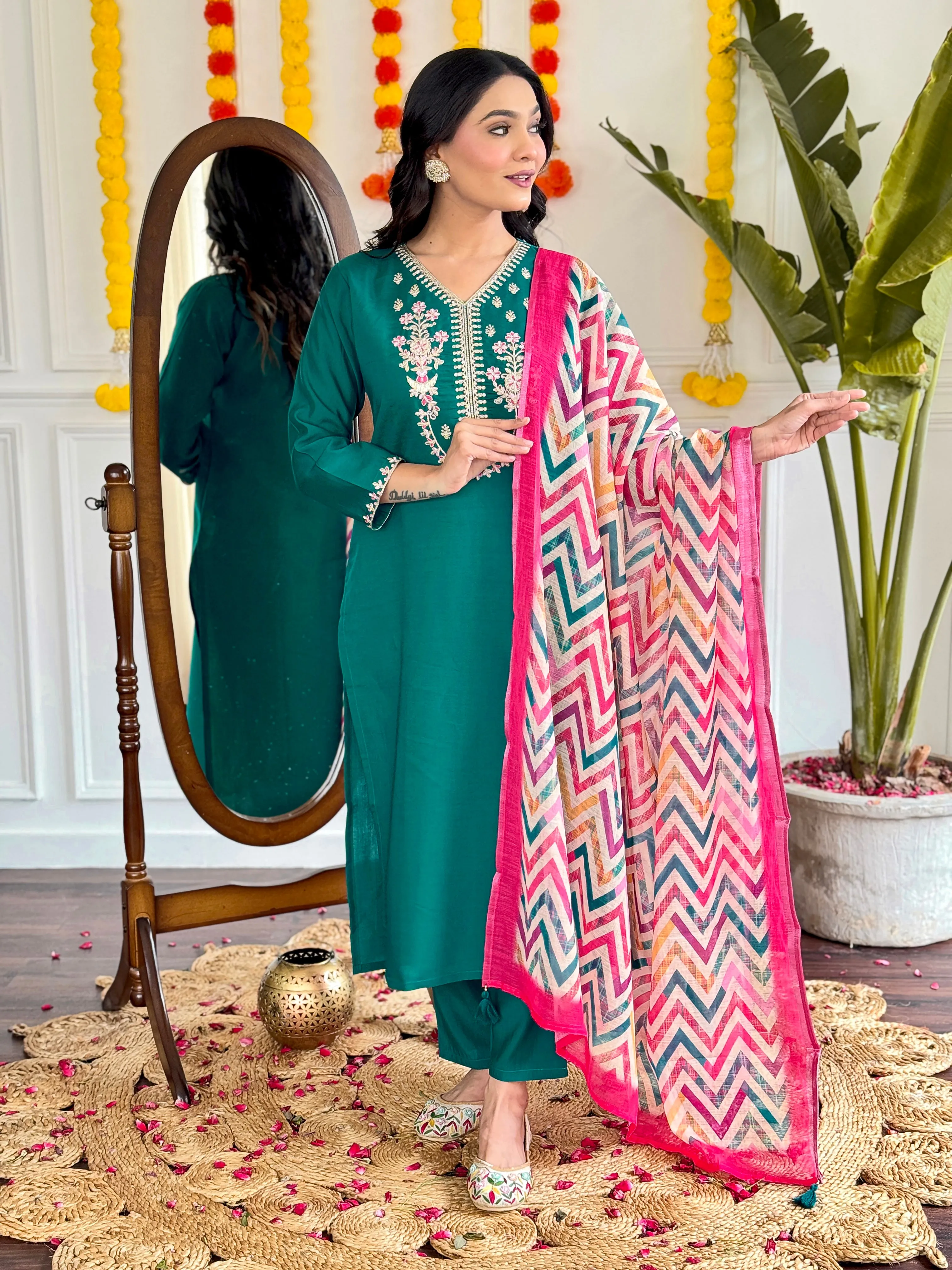 FRILLFIT : Green Embroidered Kurta Set with Chevron Print Dupatta – Festive &amp; Everyday Ethnic Wear