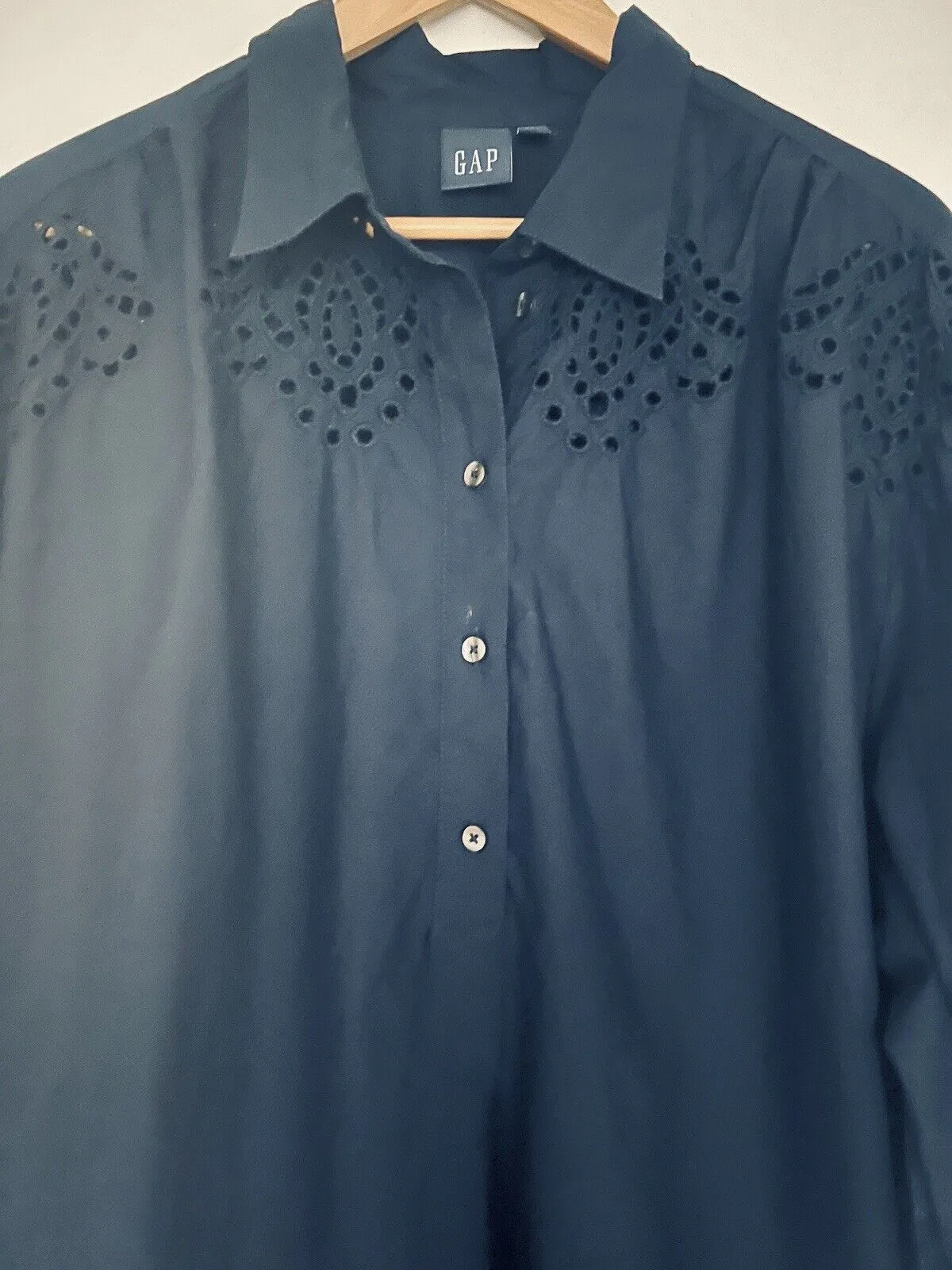 GAP Eyelet Shirt Dress Sz XL Navy Blue 100% Cotton Crochet Tie Pockets Boho