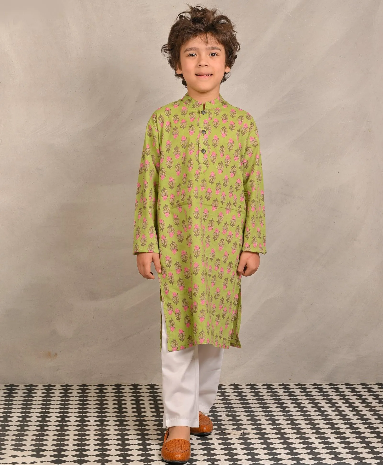 GREEN BLOCK PRINT PURE COTTON KURTA PYJAMA SET - GREEN/WHITE