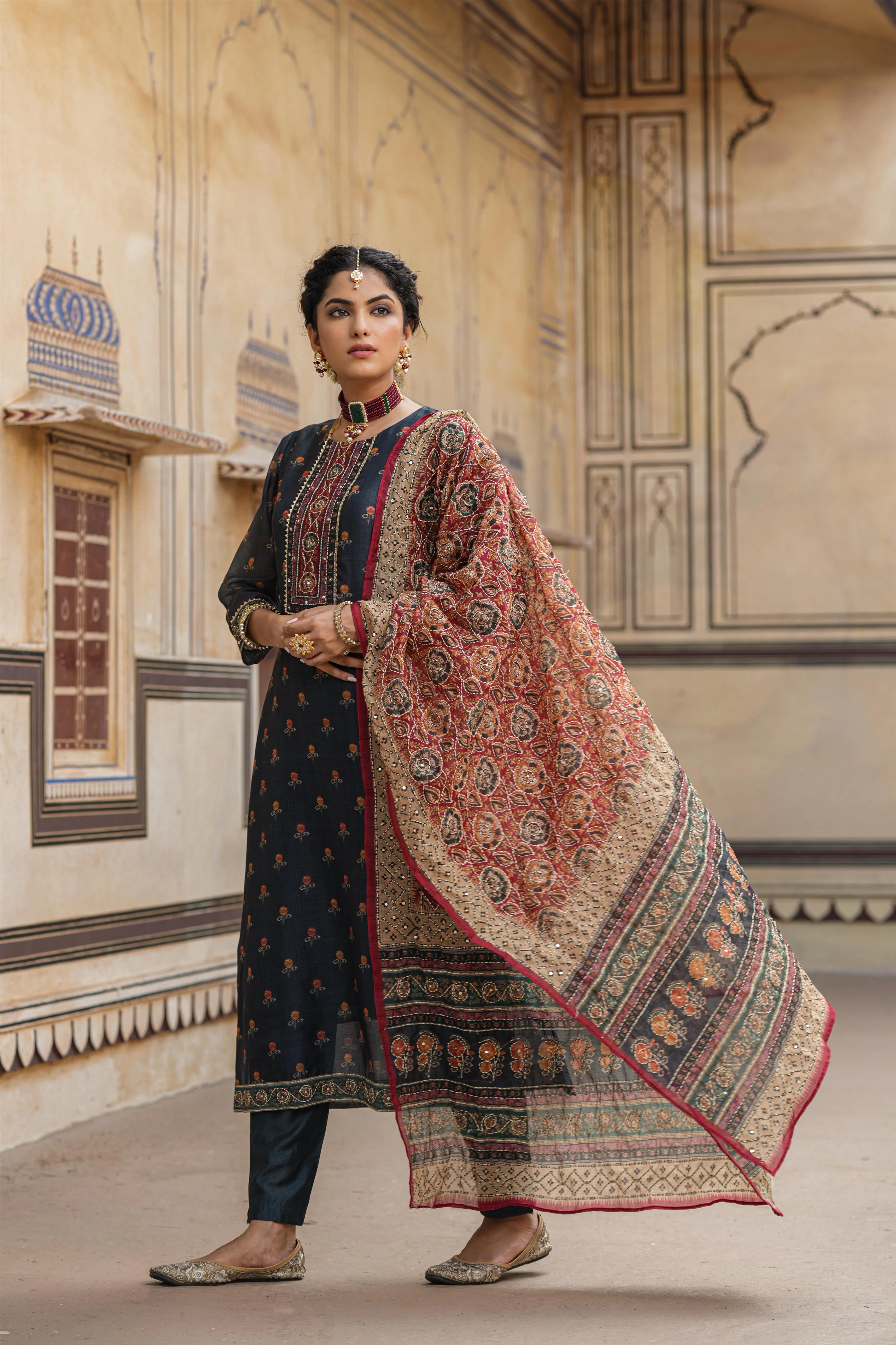 Grey Chanderi Silk Kantha Embroidered Kurta Pant Dupatta Set
