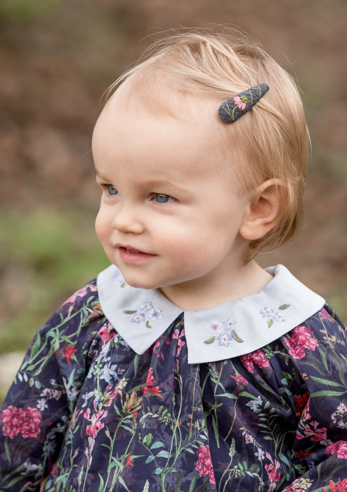 Handmade Barrette with Drooping Flower, Anthracite