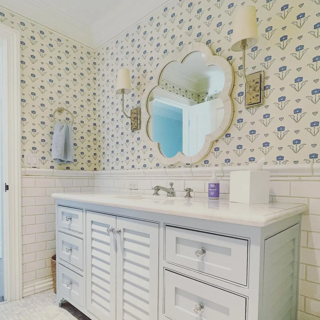 Home Couture Wallpaper: Clementine Allover - Custom Peach / Brown on White Paper
