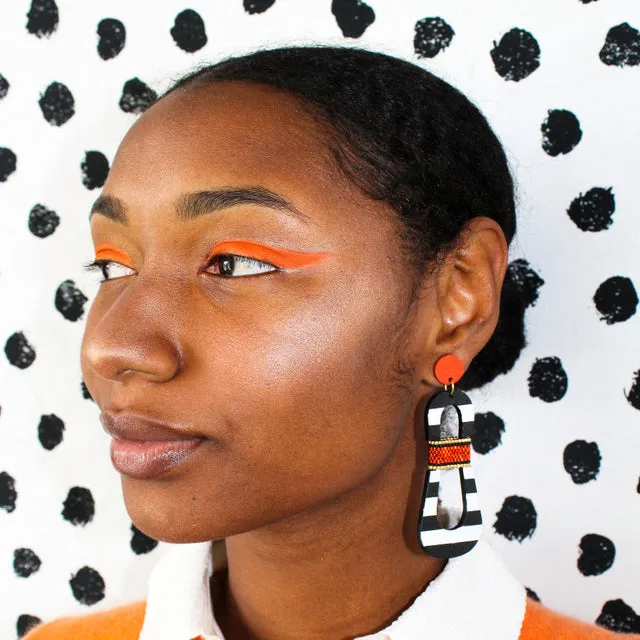 HOURGLASS EARRINGS | PAPAYA