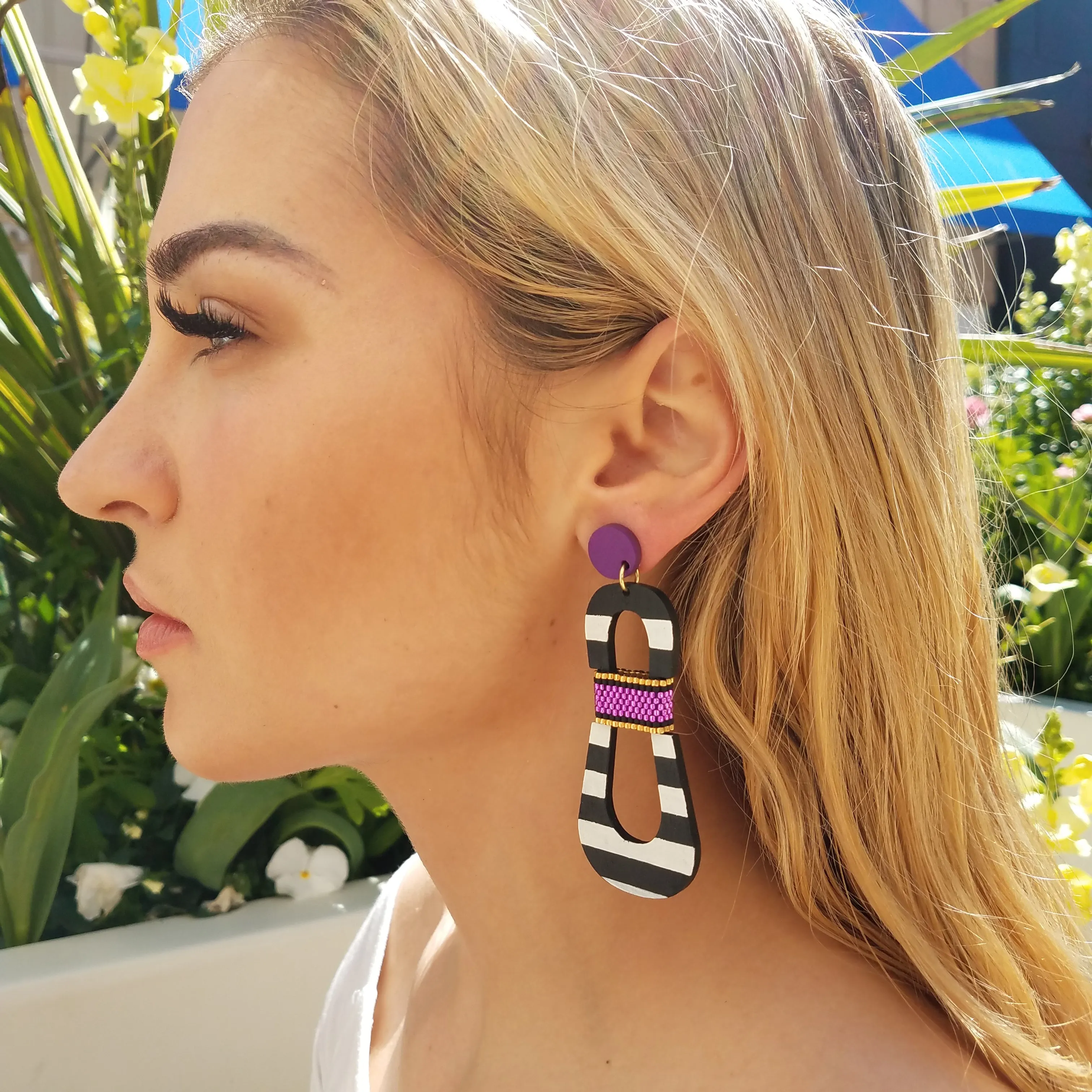 HOURGLASS EARRINGS | PASSION FRUIT