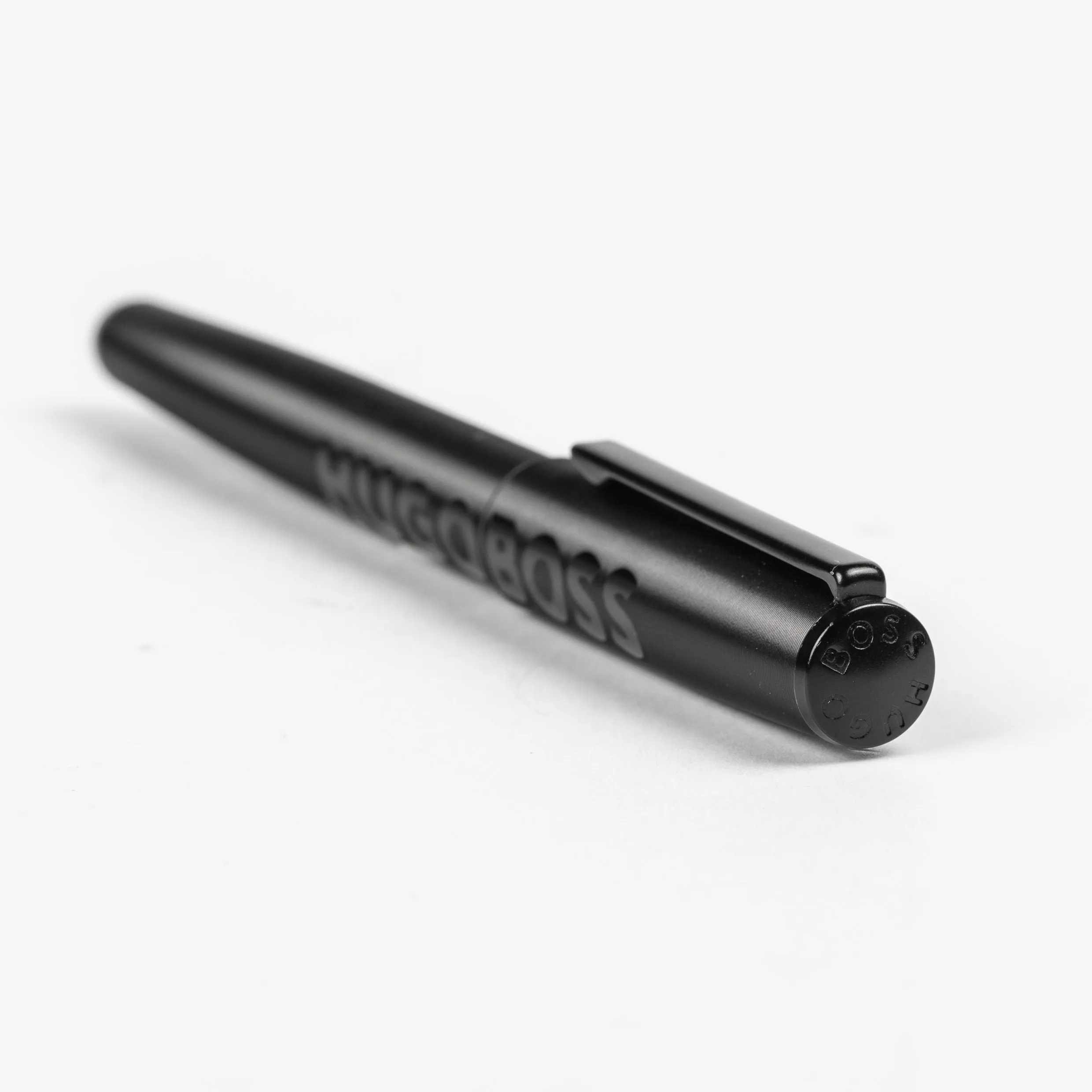 HUGO BOSS HSH2092A-Fountain pen Label Black