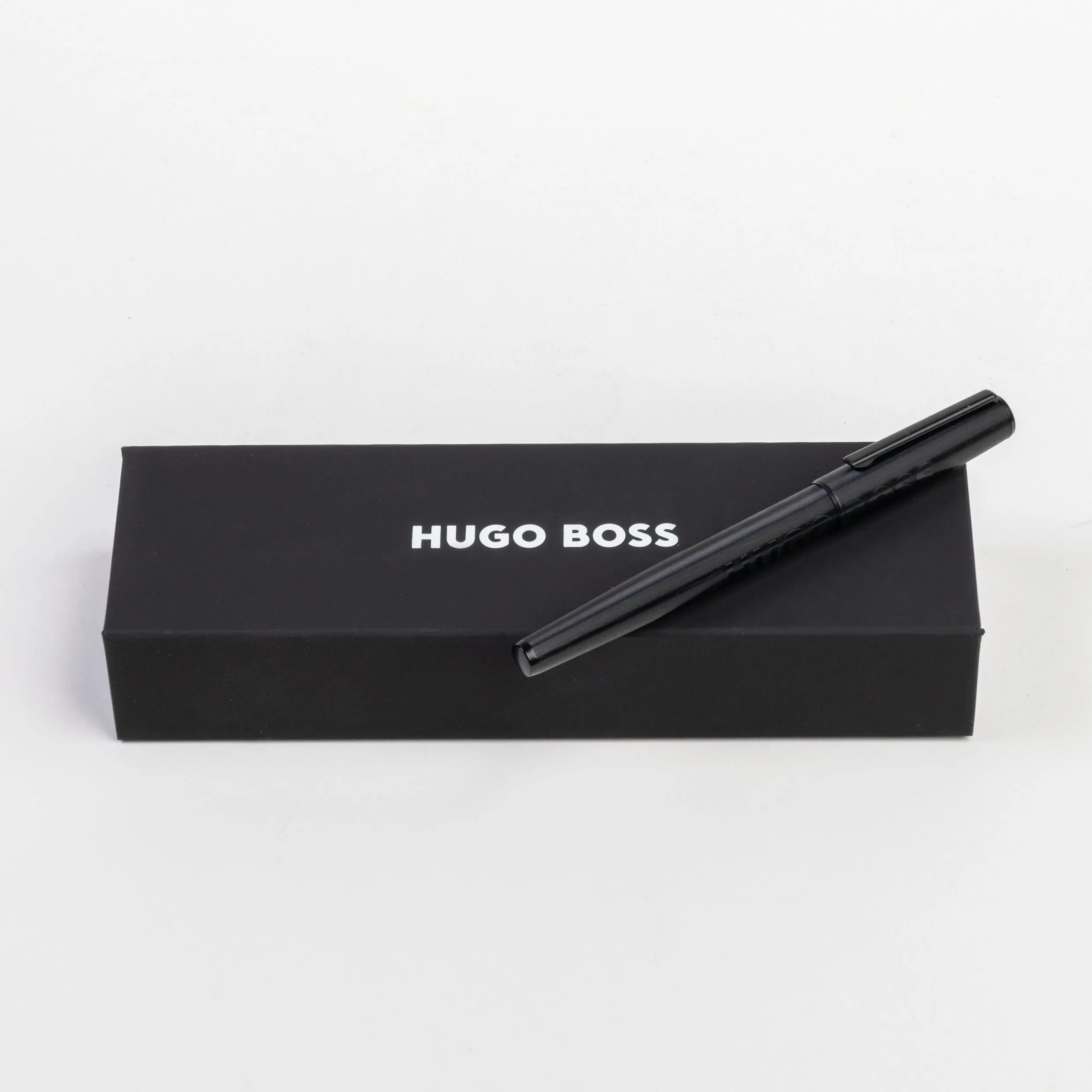 HUGO BOSS HSH2092A-Fountain pen Label Black