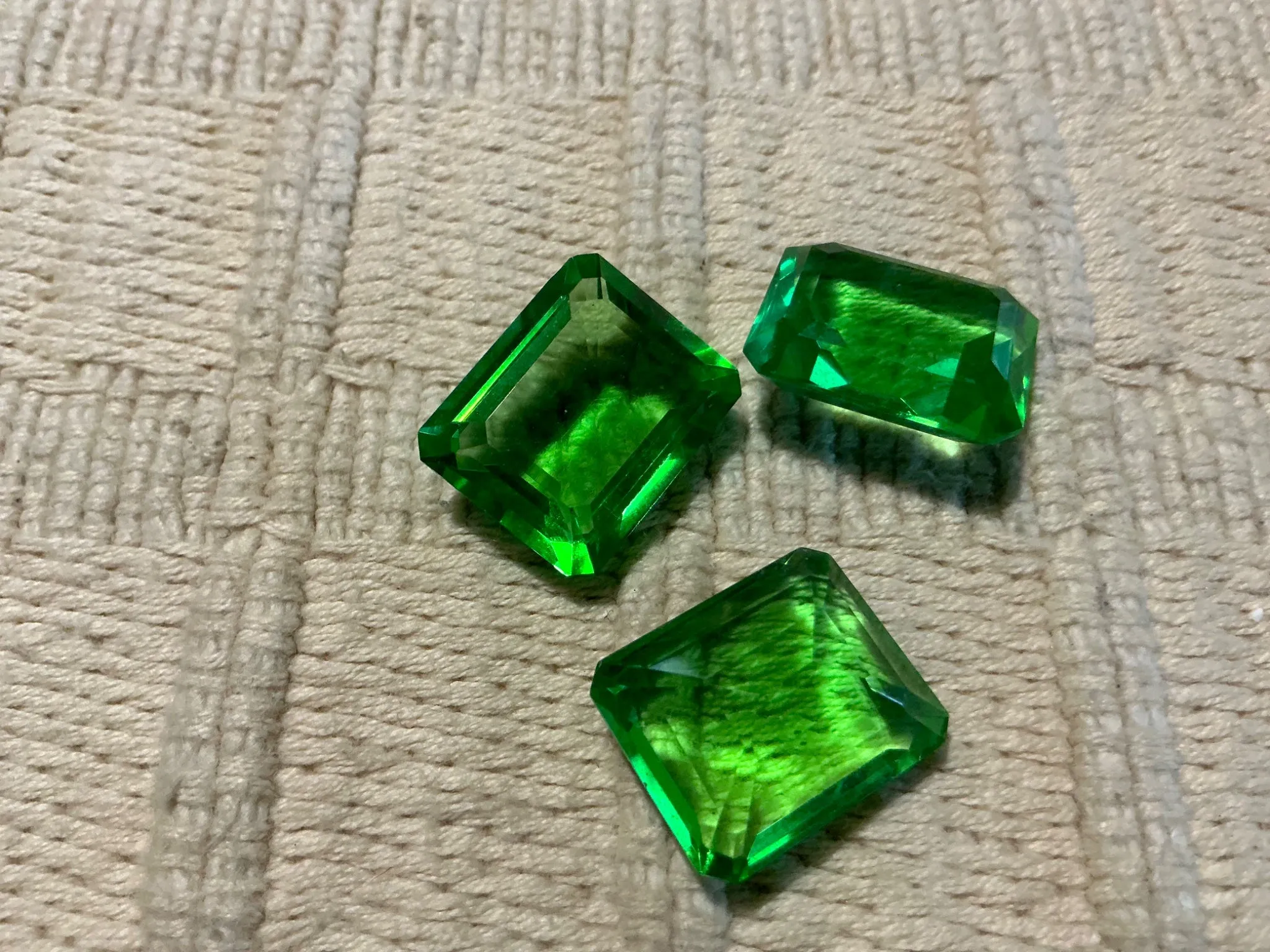 Kelly Green Faceted Glass Gemstones #7292