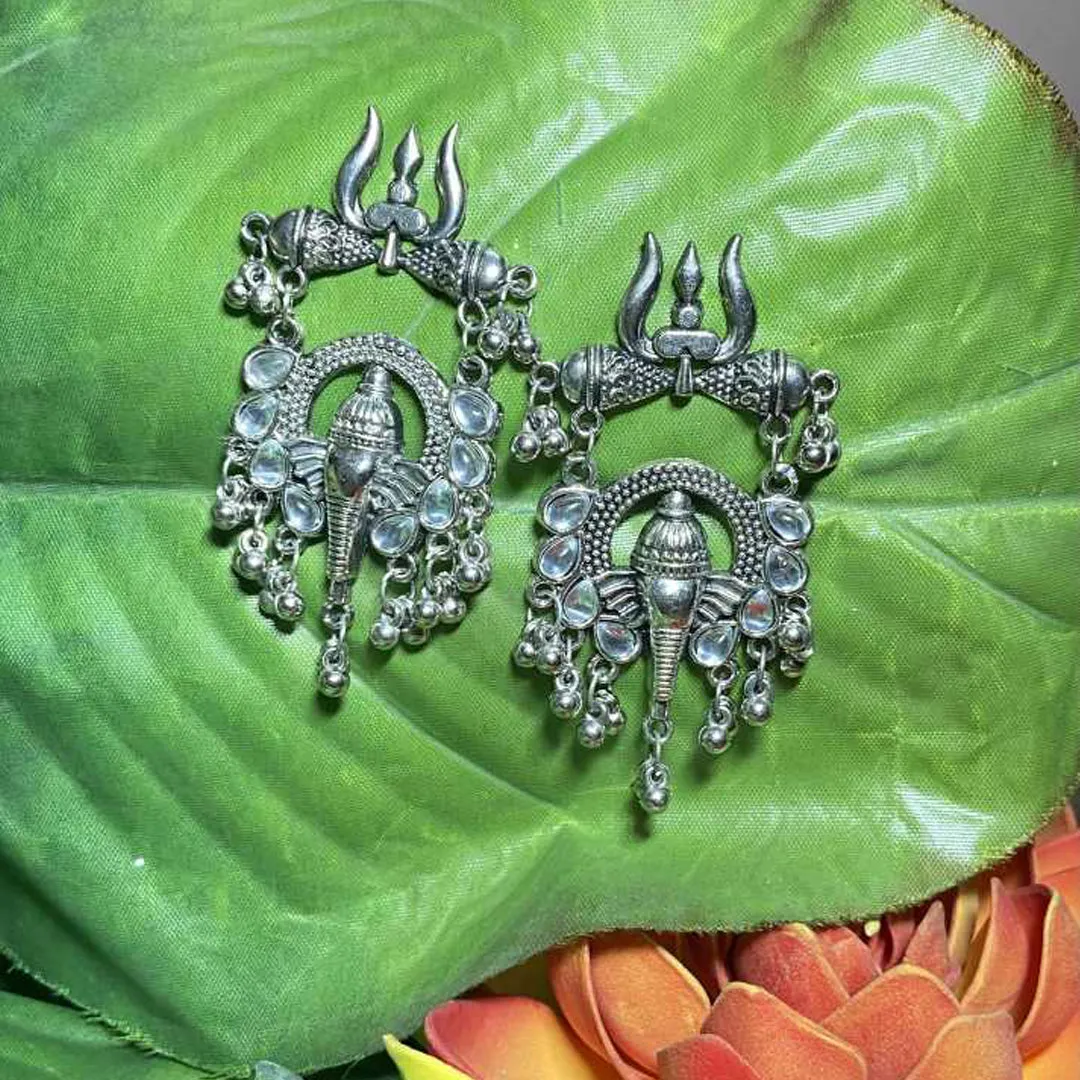 Lord Ganesha Silver Trishul Motif Stud Earrings