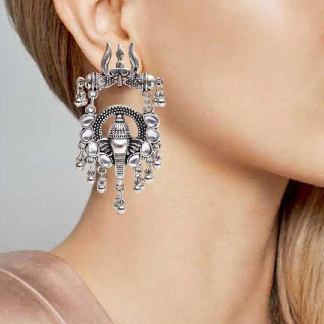 Lord Ganesha Silver Trishul Motif Stud Earrings