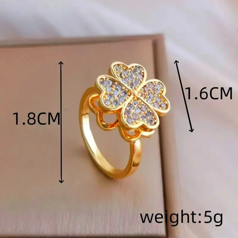 LuckyCharm Zirconia Clover Ring
