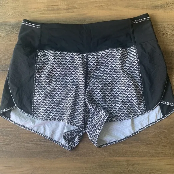 Lululemon Real Quick Short Perforated