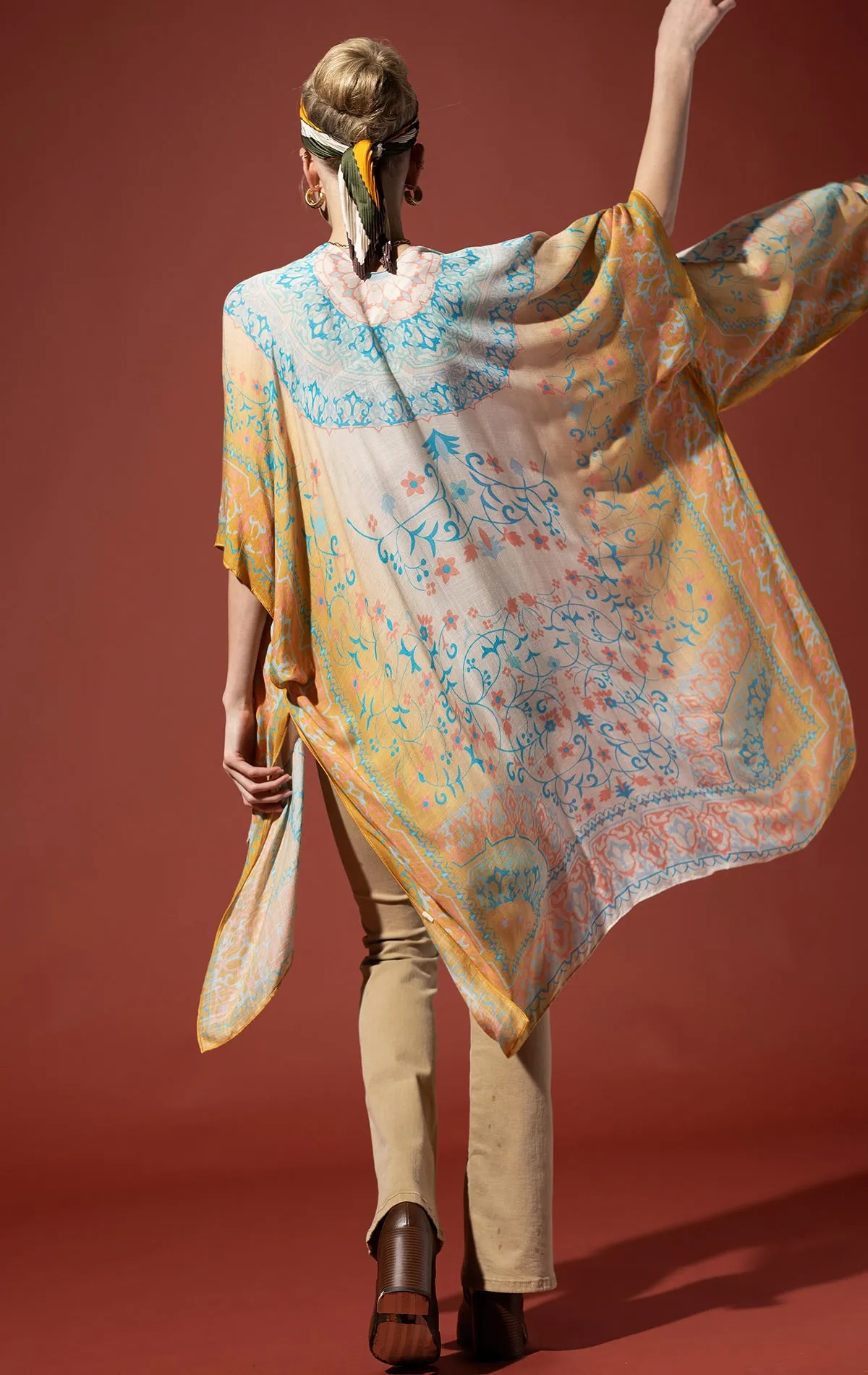 Mandala Melody Gradient Kimono