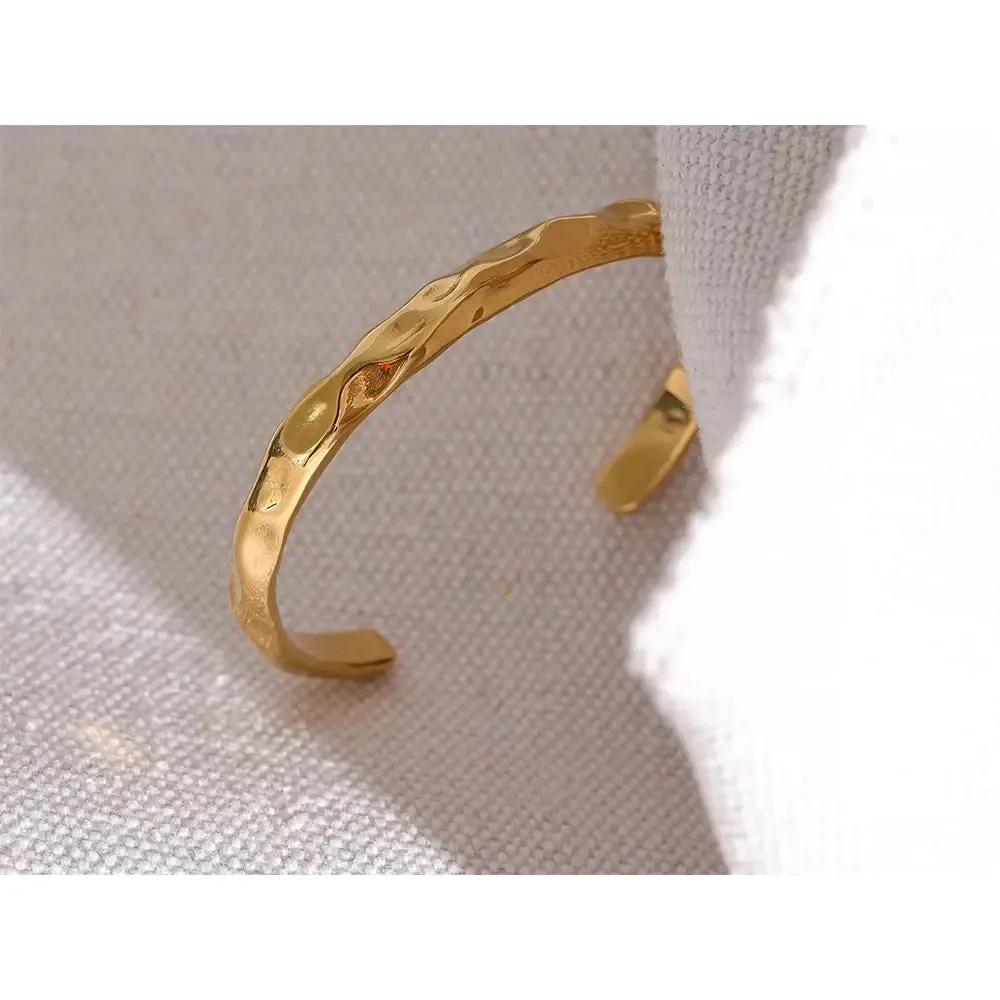 Minimalist Bangle