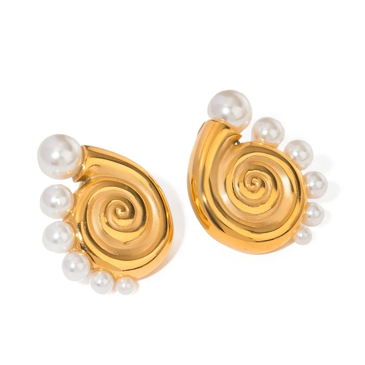 Minimalist Conch Shell Pearl Earrings