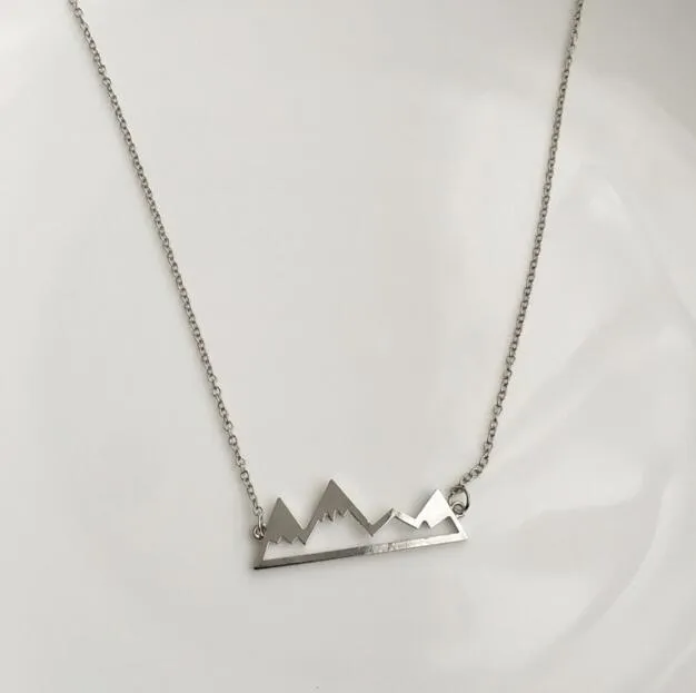 Minimalist Pendant Necklaces Fashion Female Heart Arrow Cross Moon Star Of Luck Peace Dove Necklace Summer Jewelry 2017