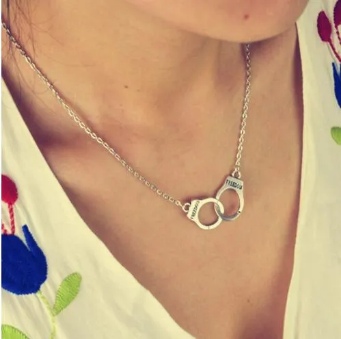 Minimalist Pendant Necklaces Fashion Female Heart Arrow Cross Moon Star Of Luck Peace Dove Necklace Summer Jewelry 2017