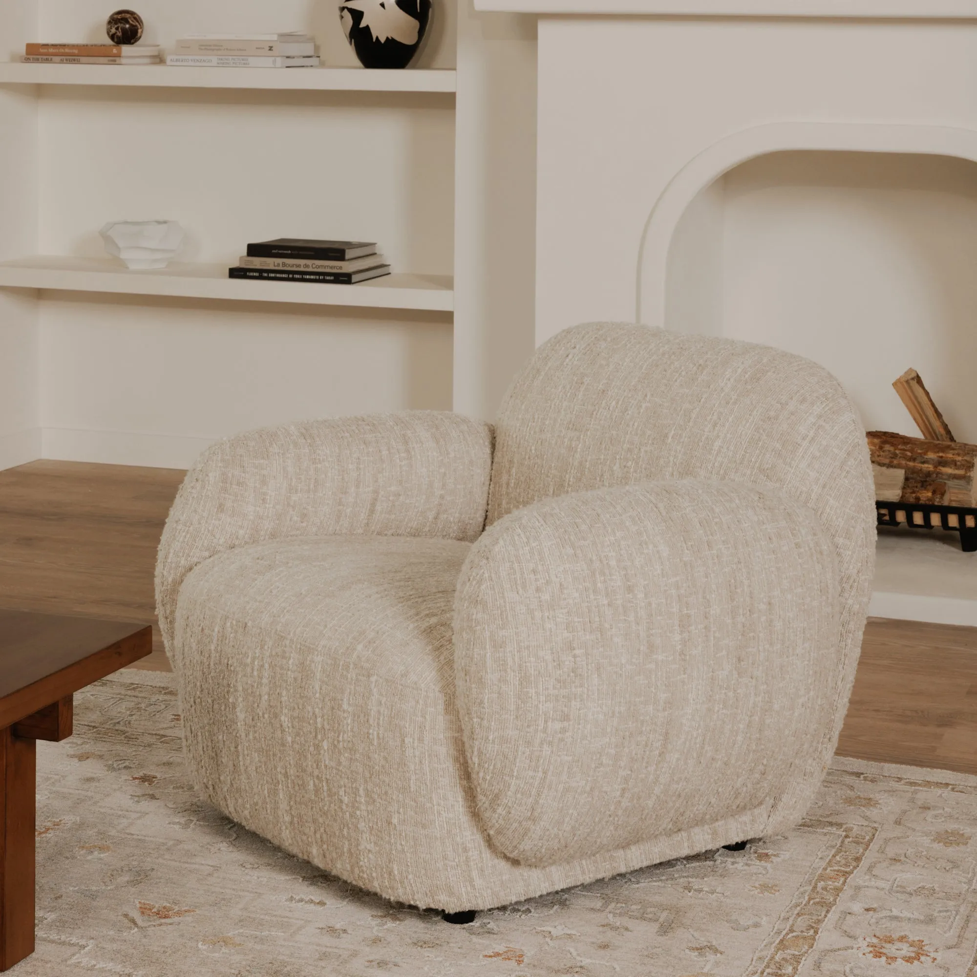Modern Velvet Curve Lounge Chair