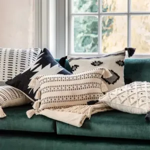 MONO Tassel Cushion