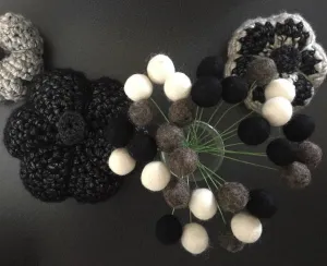 Monochromatic Felt Ball Bouquet