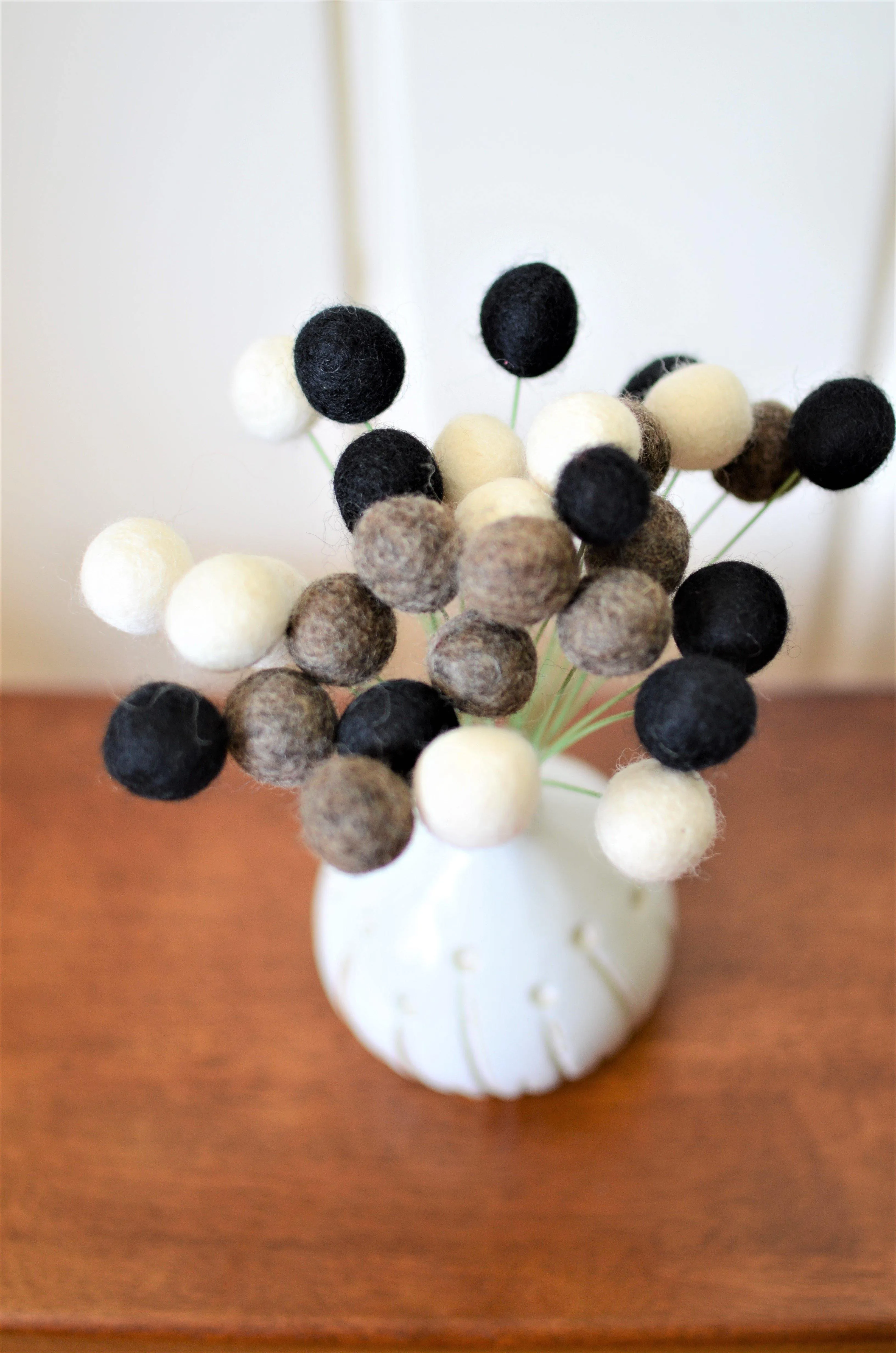Monochromatic Felt Ball Bouquet