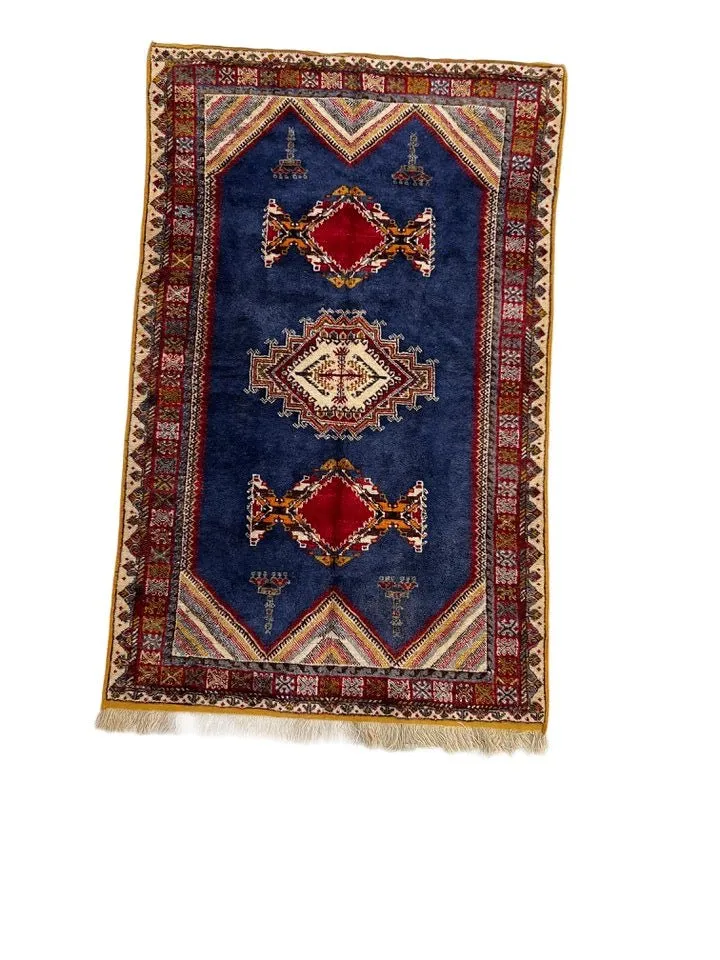 Moroccan area rug from Tazenakht, Wool and Thread, 250cm x 157cm or 8.20ft x 5.15ft
