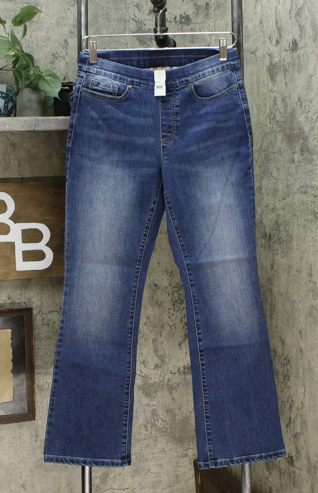 MOTTO Women's Petite Stretch Denim Pull On Boot Cut Jeans