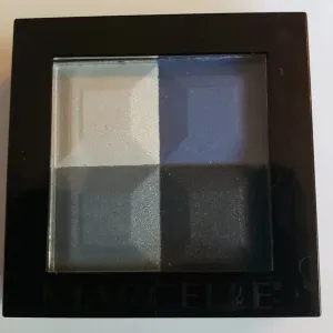 New Marcelle Monochromatic Eyeshadow Quad, rhythm in blues, 4.60 Gram