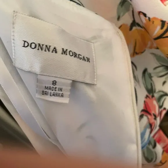 NWT Donna Morgan floral hi-lo dress