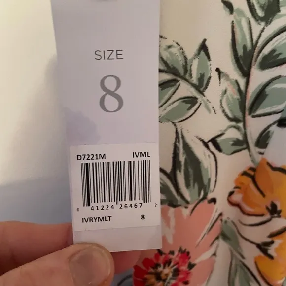 NWT Donna Morgan floral hi-lo dress