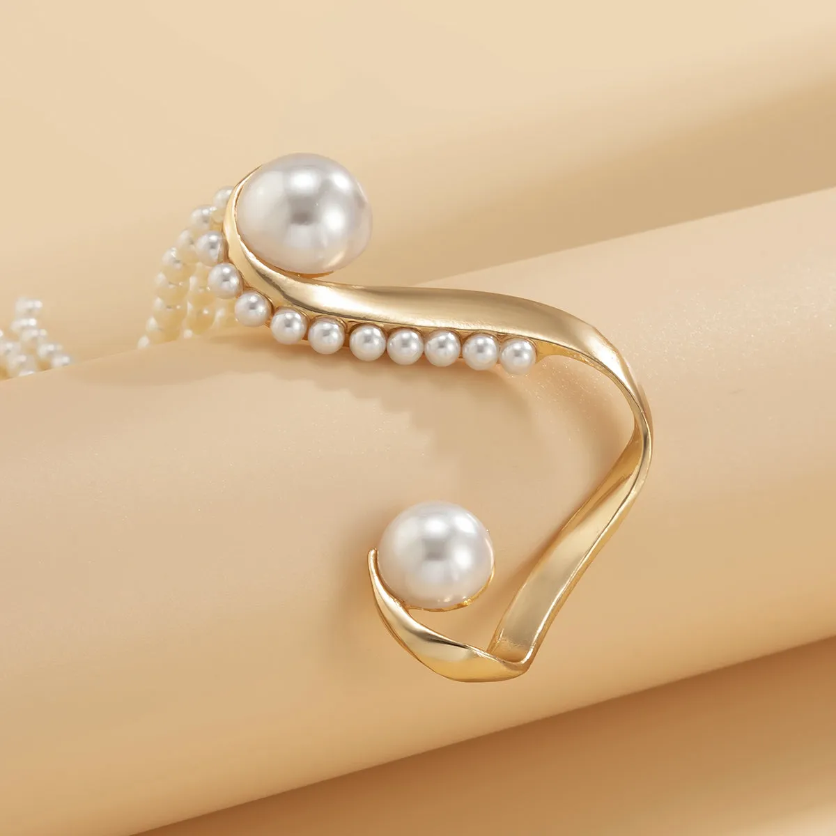 Pearl & 18K Gold-Plated Tassel Ear Cuff
